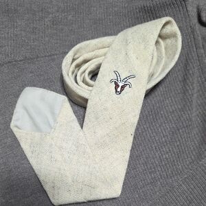 Classic Cream Embroidered Tie